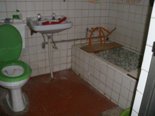 Ӥ