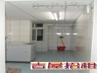 Ӥ