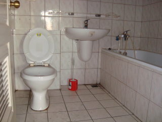 Ӥ
