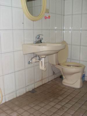 Ӥ