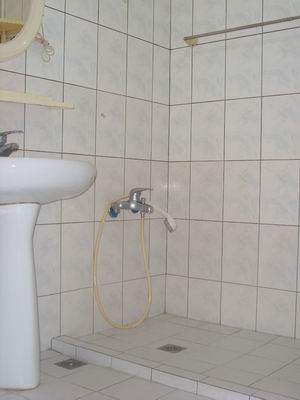 Ӥ