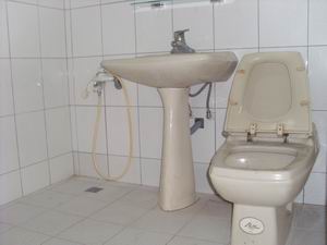 Ӥ