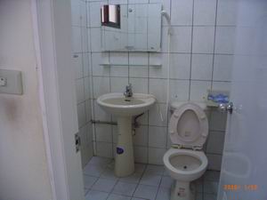 Ӥ