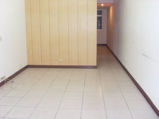 Ӥ
