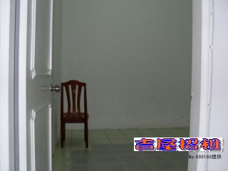 Ӥ