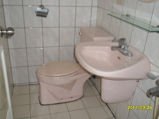 Ӥ