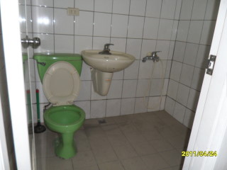 Ӥ