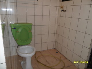 Ӥ