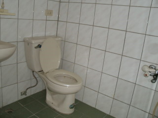 Ӥ