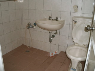 Ӥ