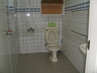 Ӥ