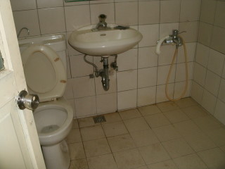 Ӥ